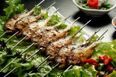 探討如何安全健康的吃燒烤呢？