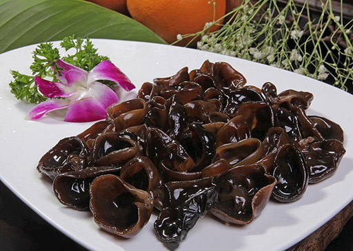 涼拌木耳 涼拌木耳