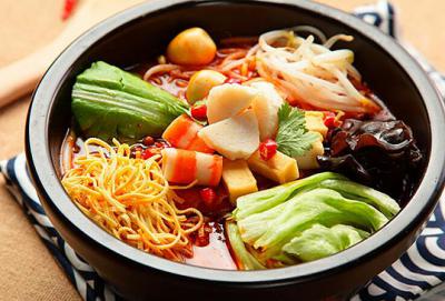 正宗云南過(guò)橋米線技術(shù)培訓(xùn)，包教包會(huì)學(xué)會(huì)為止