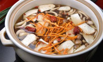 成都金牛菌湯火鍋技術(shù)培訓(xùn)學(xué)校哪里價(jià)格便宜？