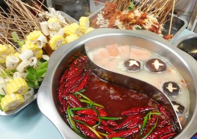 成都串串香培訓(xùn)學(xué)費多少錢？短期串串技術(shù)培訓(xùn)學(xué)校