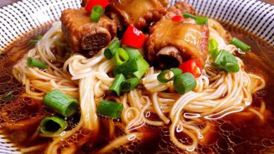 成都餐飲培訓(xùn)學(xué)校排名，排骨面食技術(shù)培訓(xùn)哪里正宗？