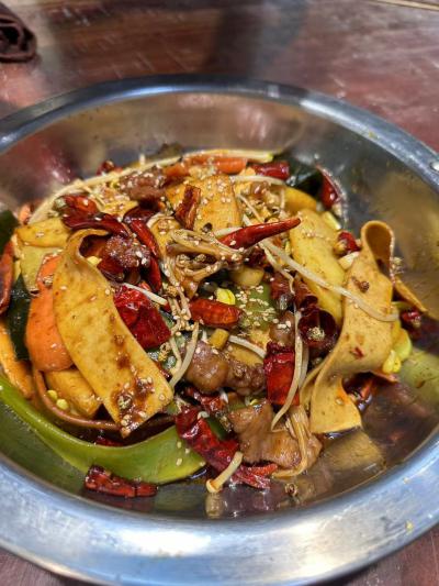 麻辣香鍋技術培訓班多少錢？飄味緣餐飲培訓為何備受推崇？