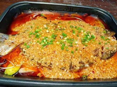 學(xué)習(xí)蒜香烤魚技術(shù)培訓(xùn)學(xué)費(fèi)，成都飄味緣小吃培訓(xùn)學(xué)校便宜